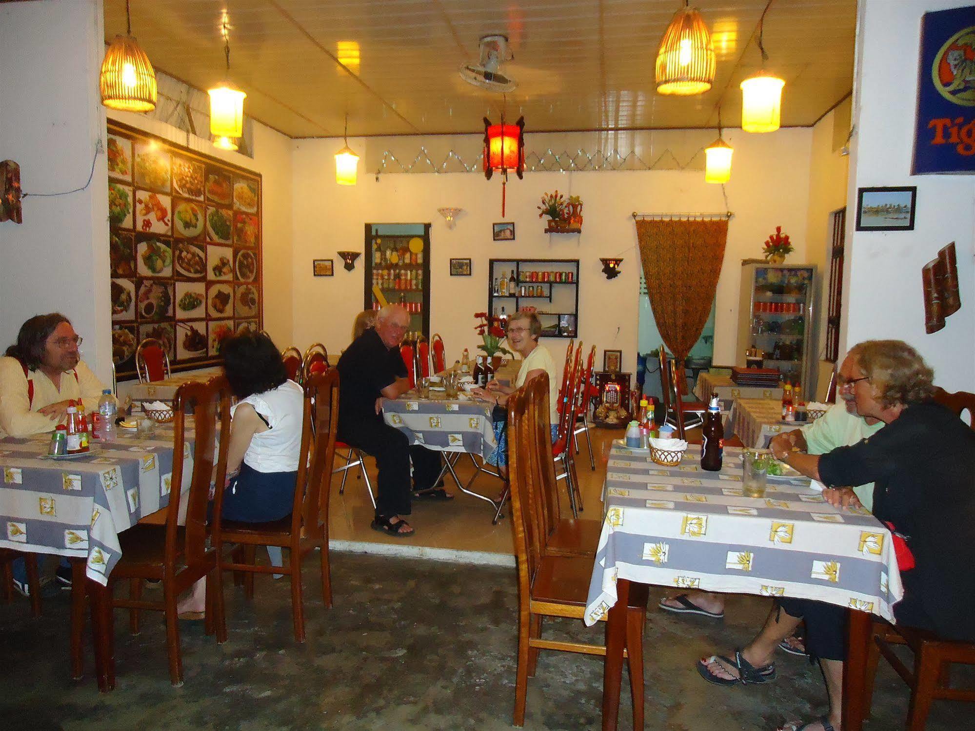 Memories Homestay Hội An Buitenkant foto